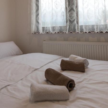 Aparthotel Viktorijini Konaci Kremna Esterno foto