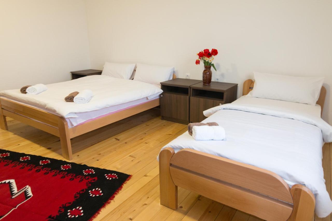 Aparthotel Viktorijini Konaci Kremna Esterno foto