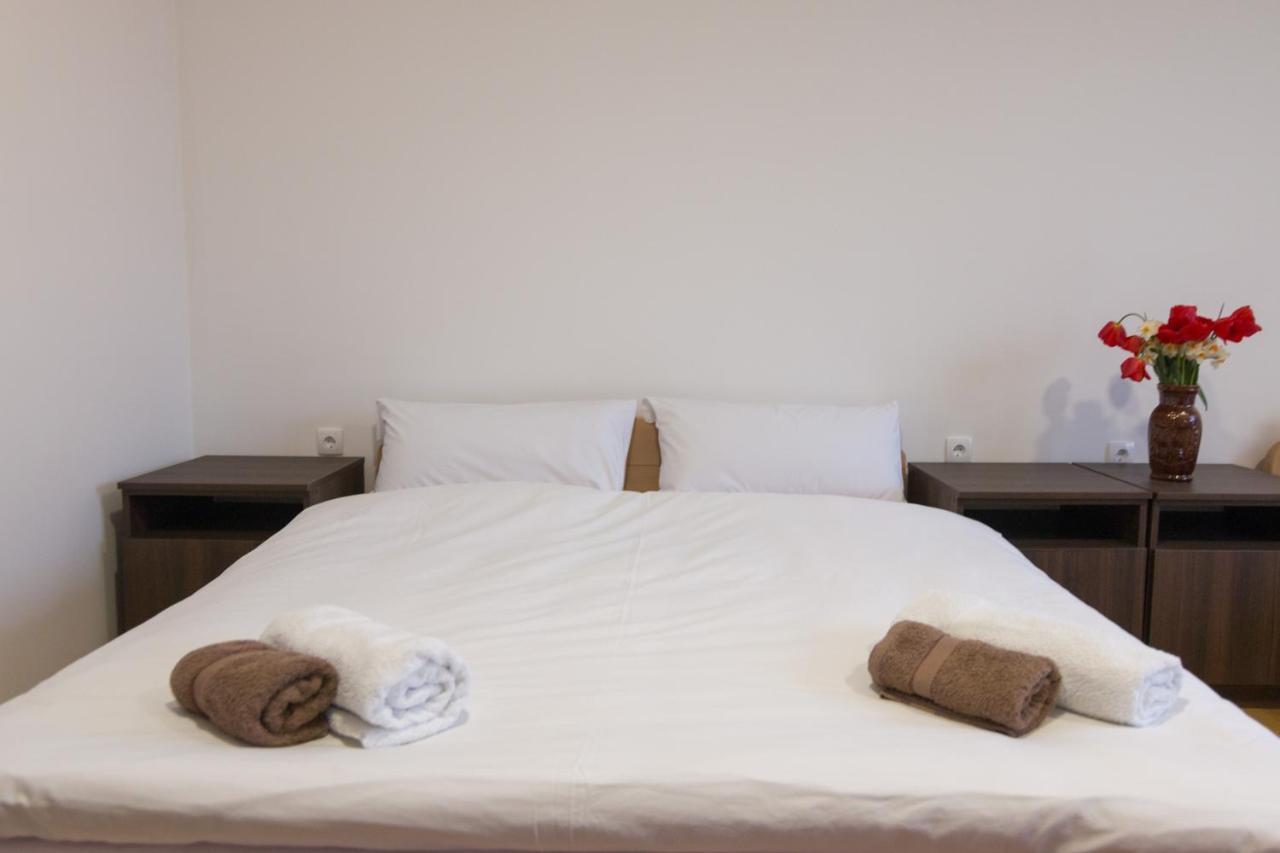 Aparthotel Viktorijini Konaci Kremna Esterno foto